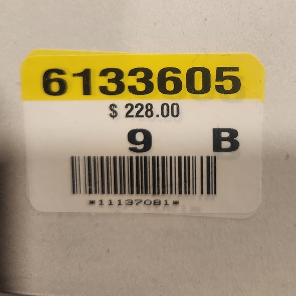 Browns B2 boots NEW - Picture 3 of 3